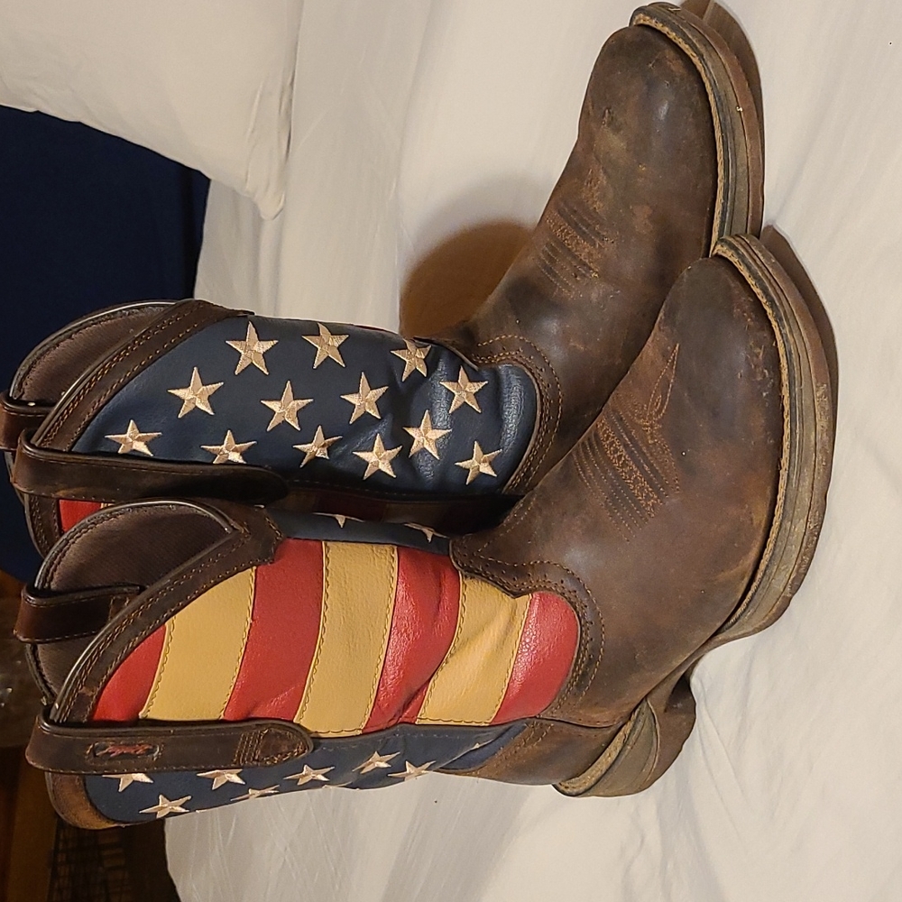 Durango USA flag boots size 9D